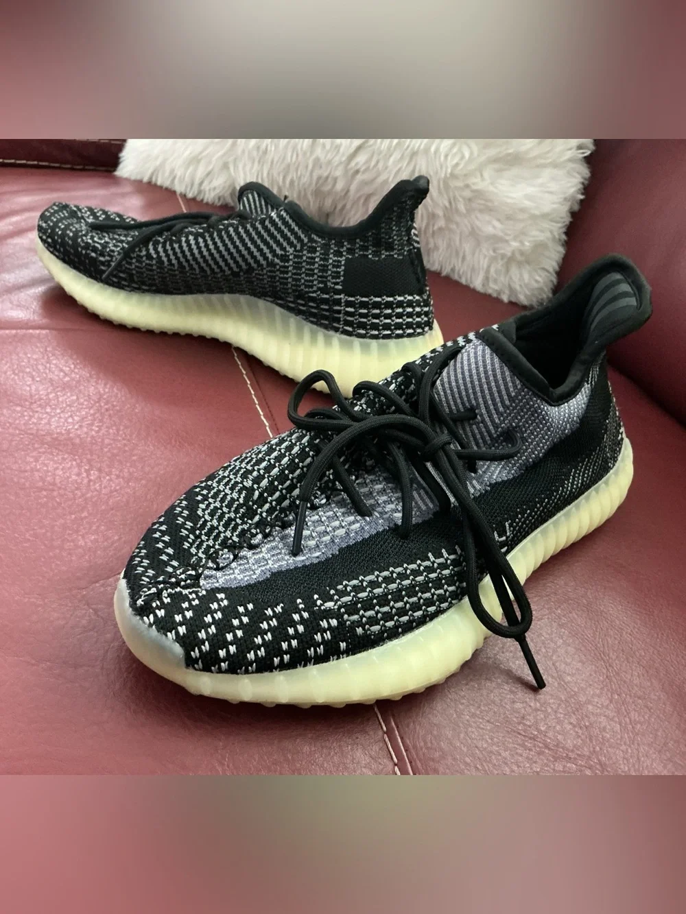Adidas Yeezy BOOST 350 V2 SIZE 7.5